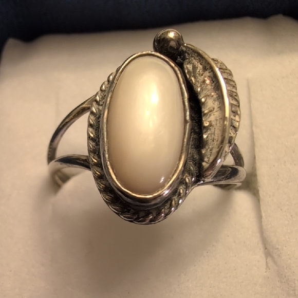 Vintage Sterling Silver Ring - Picture 1 of 4